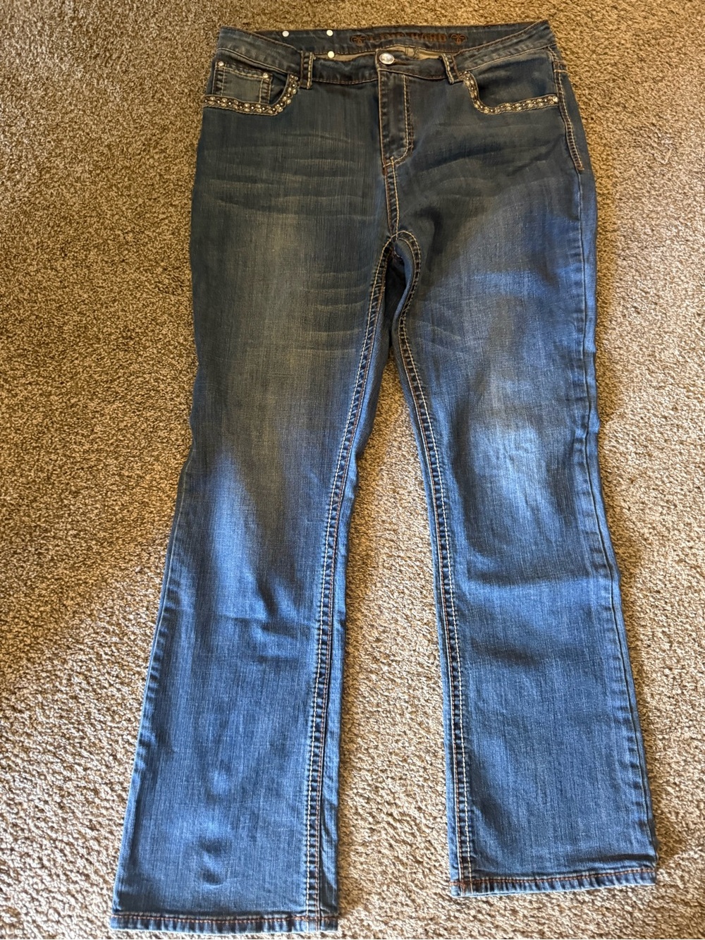 Live Hard Play Hard Classic Women's Blue Denim Jeans